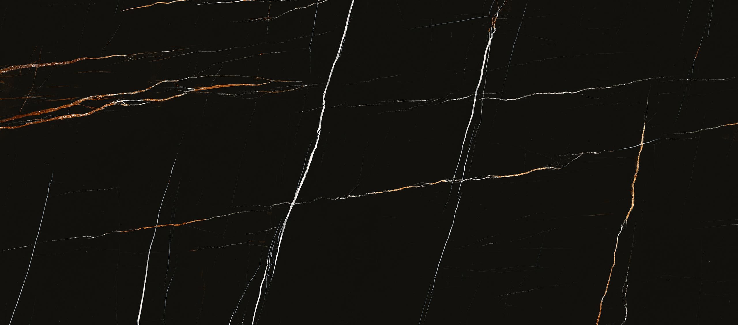 Sahara Noir Silk